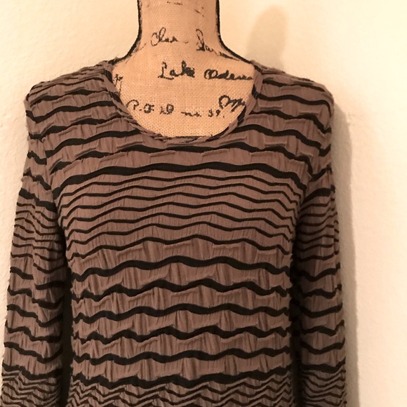 NWT-Tianello by Steve Barraza Long Sleeve Textured Stretch Tunic-M - Picture 3 of 12